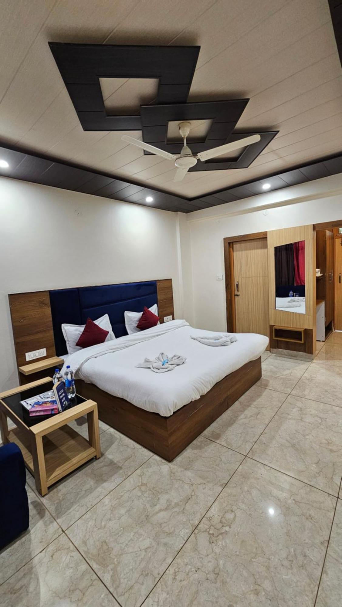 Green View Guest House McLeod Ganj Buitenkant foto