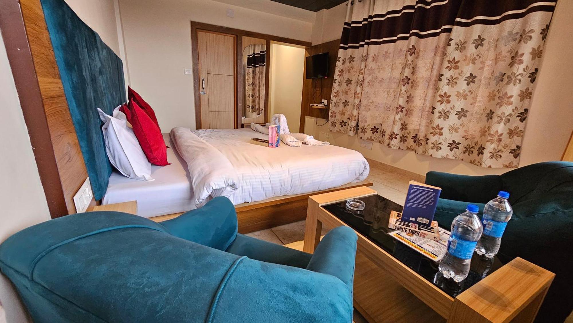 Green View Guest House McLeod Ganj Buitenkant foto